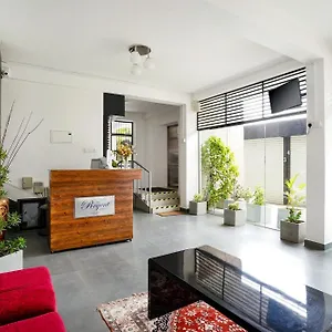 https://regent-heights.kandyhotelsnow.com
